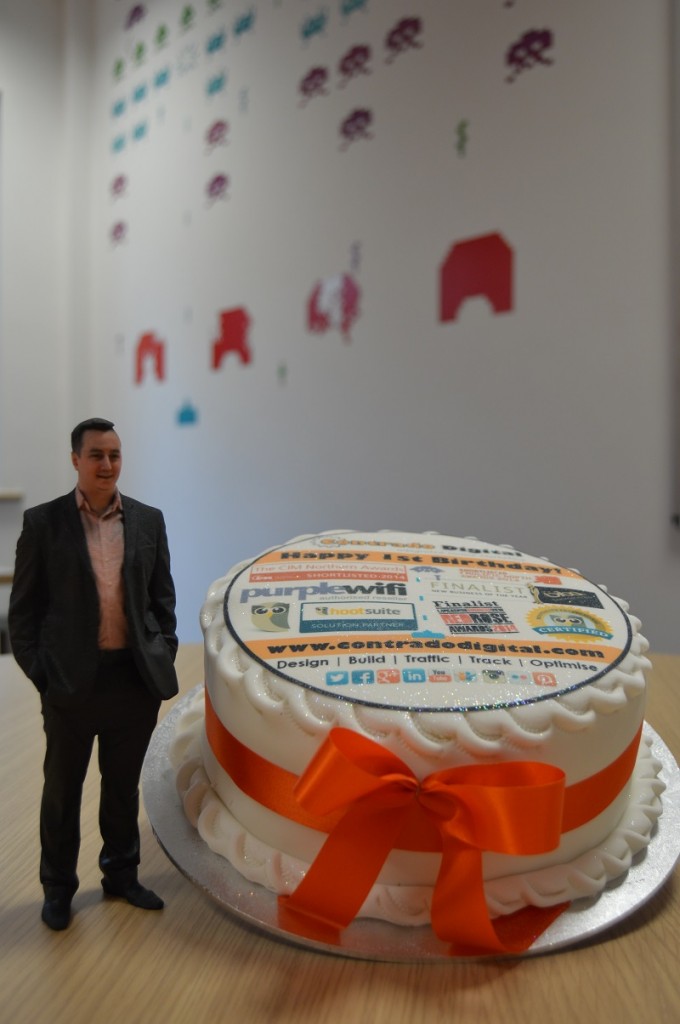 Contrado Digital Cake - Happy 1st Birthday