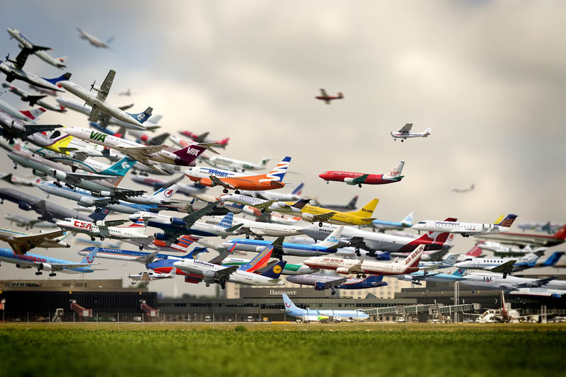 multiple-exposure-airplane-take-off-hannover-airport-ho-yeol-ryu