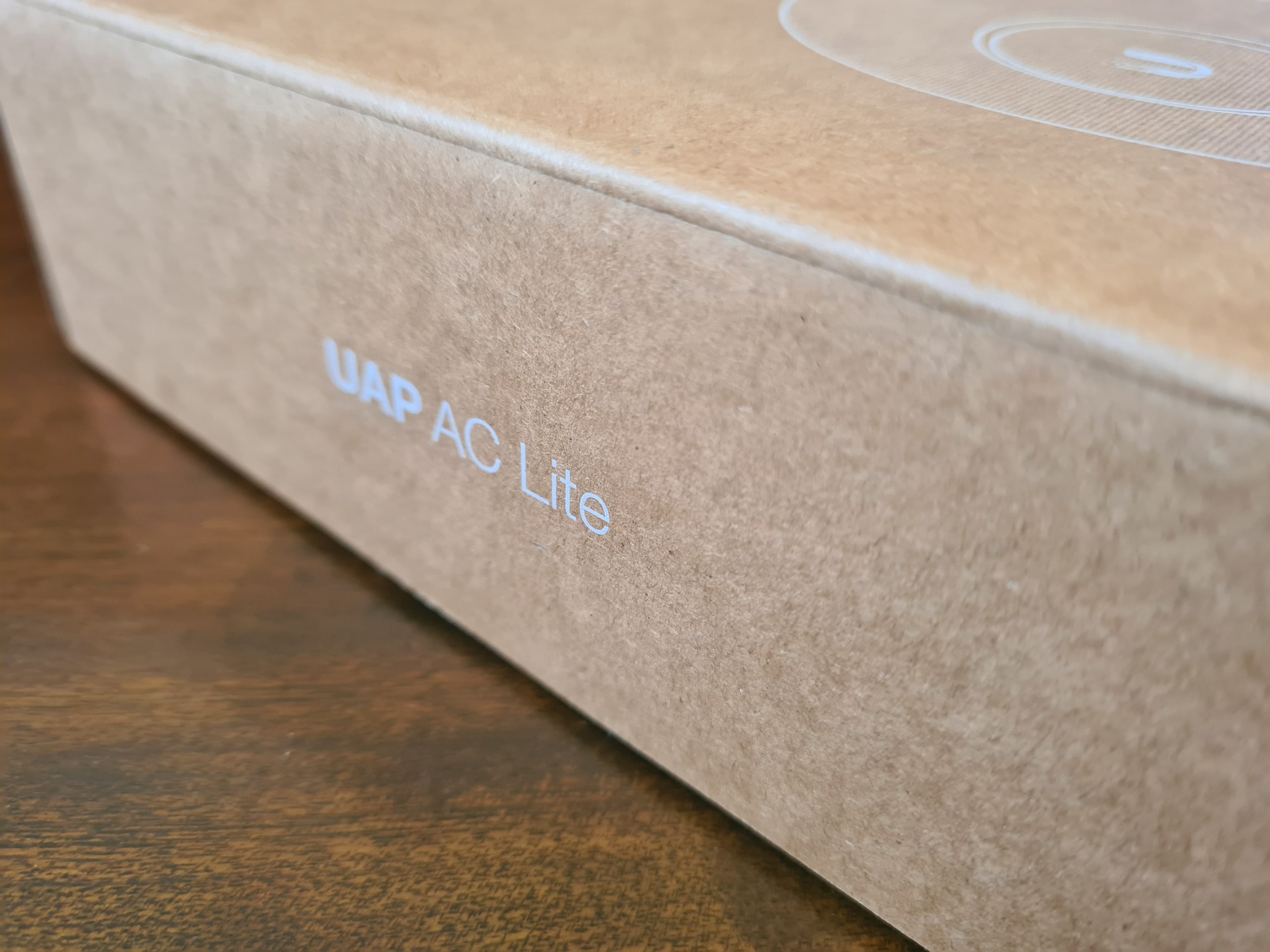 Unboxing: UniFi Express 